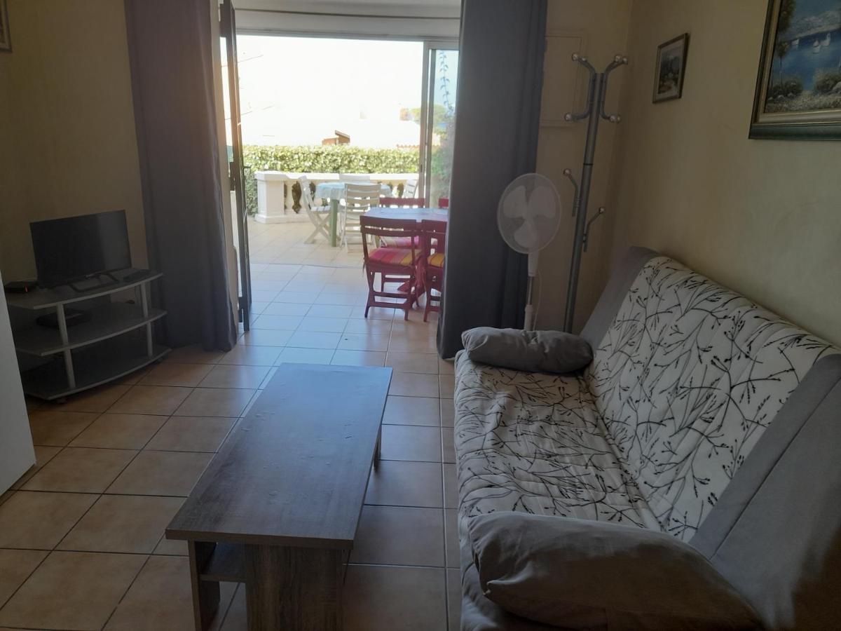 Logement Calme Proche Mer, 4 Personnes, St Aygulf Frejus Exterior photo